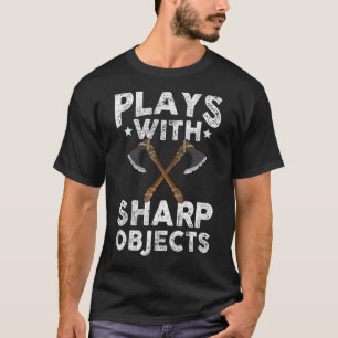 Camiseta Brincar com objetos cortantes machão de machado