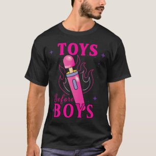 Camiseta Brinquedos Engraçados Antes De Meninos Adultos Diz