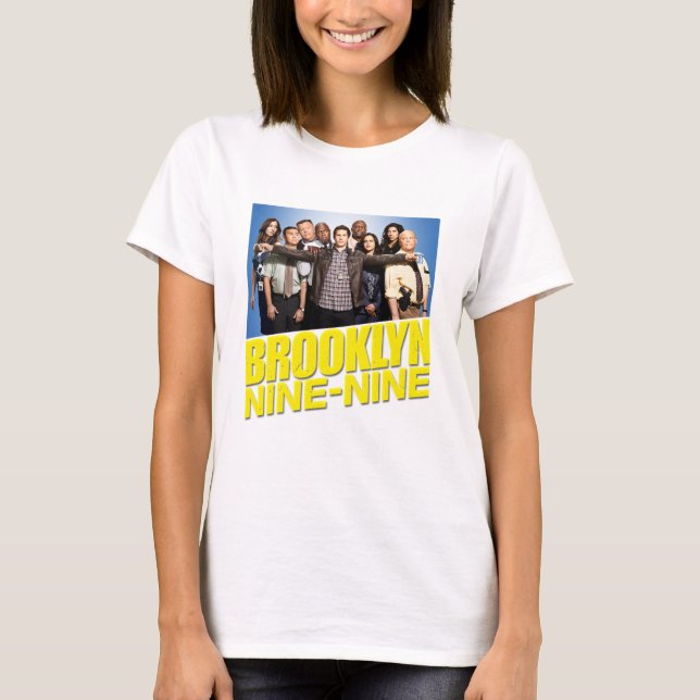 Camiseta Brooklyn Nine 99 Cast e Logo145 (Frente)