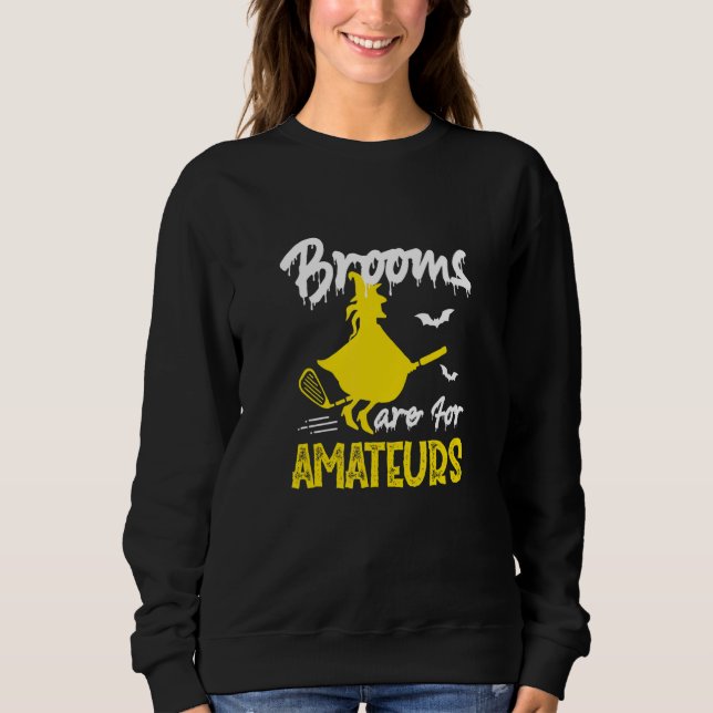 Camiseta Brooms Are For Amateurs Witches Ride Golf  Hallowe (Frente)