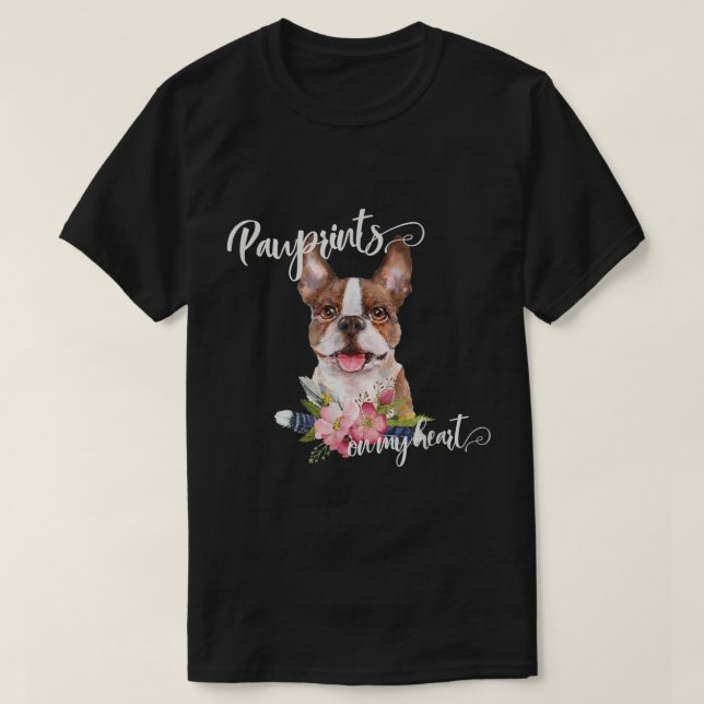 Camiseta Brown Boston Terrier Gift com flores e penas (Frente do Design)