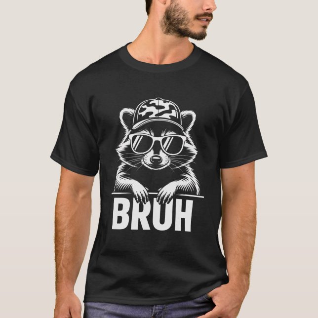 Camiseta Bruh Raccoon Trash Racoon Camo Hat (Frente)