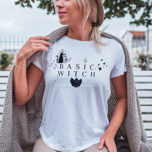 Camiseta Bruxa Básica Feminino Roupas Divertidas de Hallowe