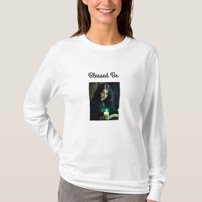 Camiseta Bruxa Bonito gótica, tema escuro (Frente)