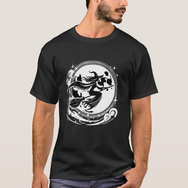 Camiseta Bruxa em Vassoura com Lua Cheia Design Divertido p (Frente)