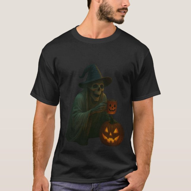 Camiseta Bruxa Esquelética Spookie com Brilho de Pumpkin (Frente)