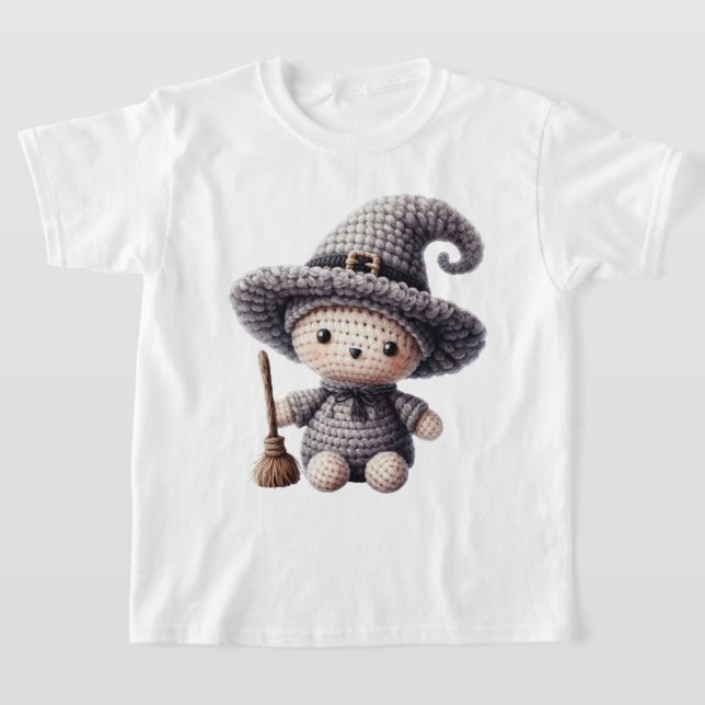 Camiseta Bruxa Fofa de Crochê (Postura )