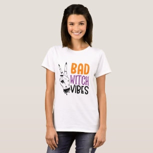 Camiseta Bruxa Má Víbora Halloween