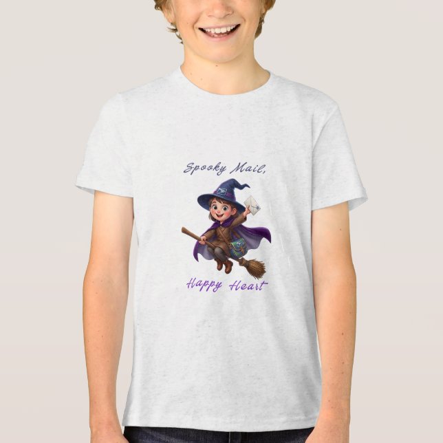 Camiseta Bruxa Voadora Entrega Especial Cute Halloween Magi (Frente)