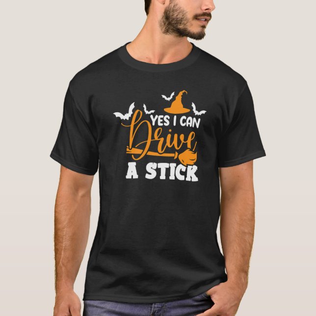 Camiseta Bruxas, Bat, Vassouras - Sim, eu posso dirigir um  (Frente)