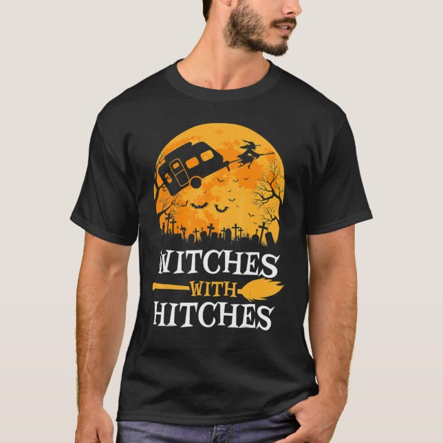 Camiseta Bruxas com o Vassoura-de-Halloween 1 (Frente)
