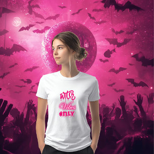 Camiseta bruxas cor-de-rosa, apenas uma mulher com tipograf