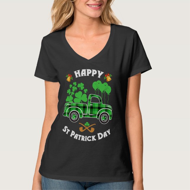 Camiseta Buffalo Plaid Truck Irish Shamrock Happy St Patric (Frente)