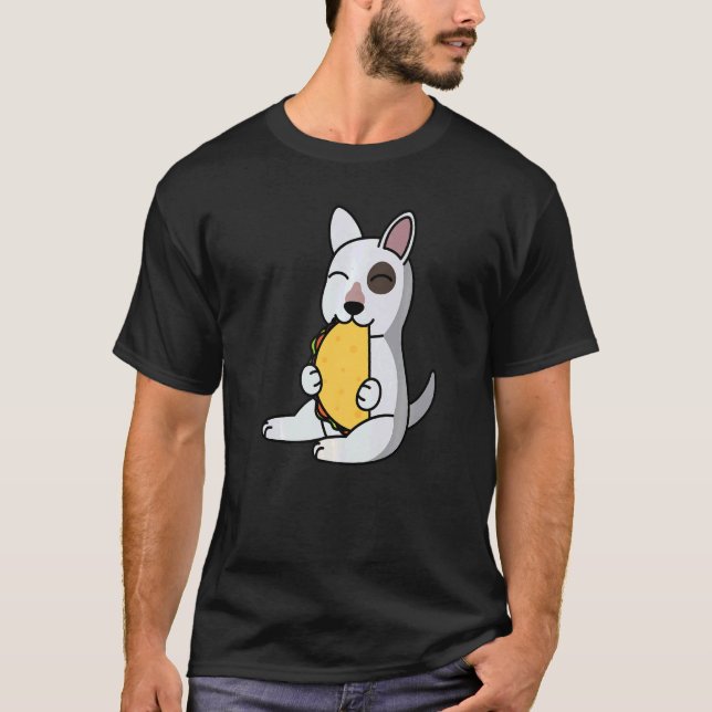 Camiseta Bull Terrier Comendo Um Cão De Taco (Frente)