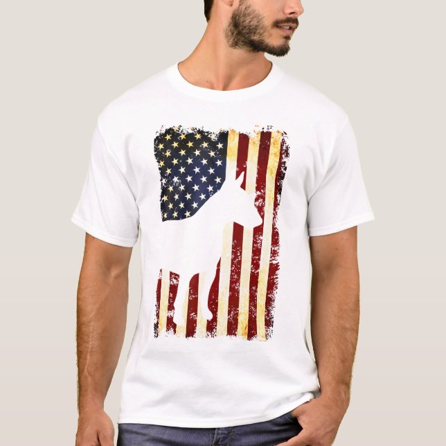 Camiseta Bull Terrier Silhouette American Flag 4 De Julho (Frente)