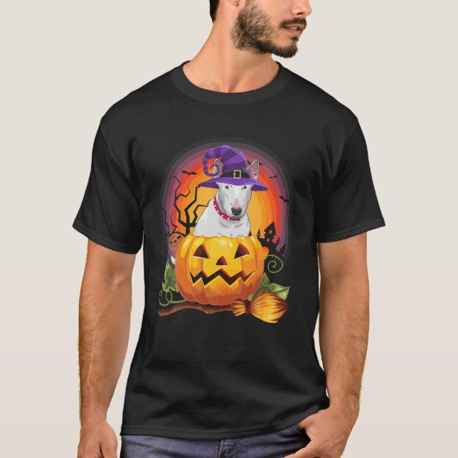 Camiseta Bull Terrier Witch Pumpkin Halloween Dog Lover (Frente)