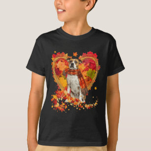 Camiseta Bulldog Com Coração Feita De Folhas De Outono