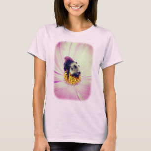 Camiseta Bumble Bee - Natureza da Flor Rosa