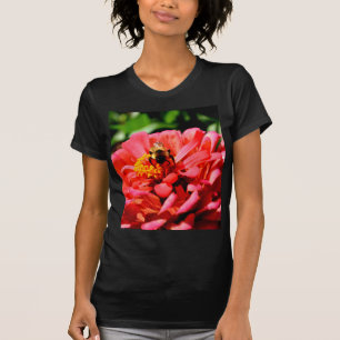 Camiseta Bumble floral de coral vermelho elegante