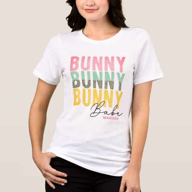 Camiseta Bunny Babe Cute Modern Páscoa Personalizada (Frente)