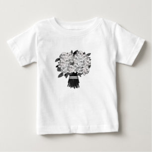Camiseta Buquê de Rosas Cranianas Preto e Branco Gótico