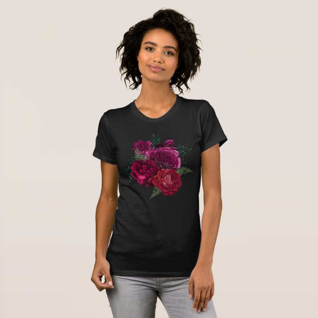 Camiseta Buquê Floral Elegante Magenta Rosa (Frente Completa)