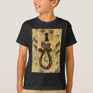 Camiseta Buraco da fechadura & coração