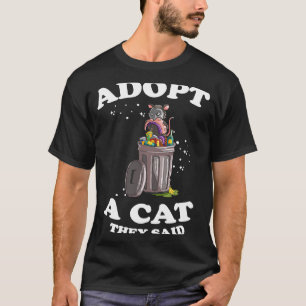 Camiseta Buraco de Gato Falso para Possum e Raccoon