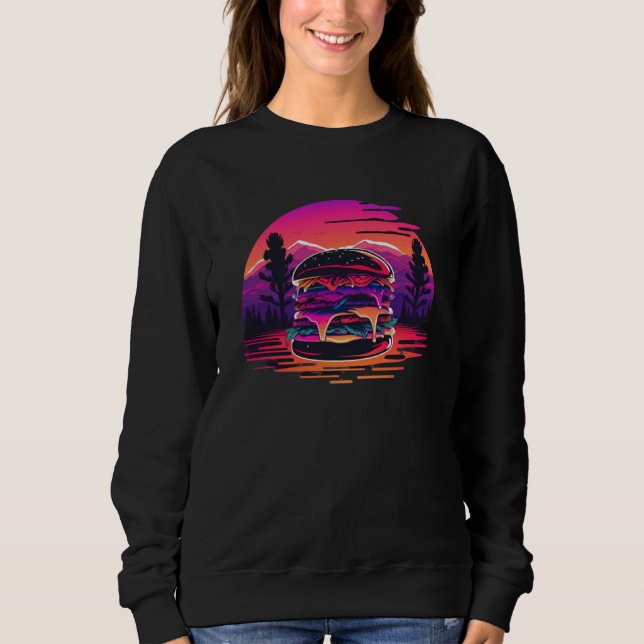 Camiseta Burger with a Nostalgic 80s Retrowave Aesthetic (Frente)