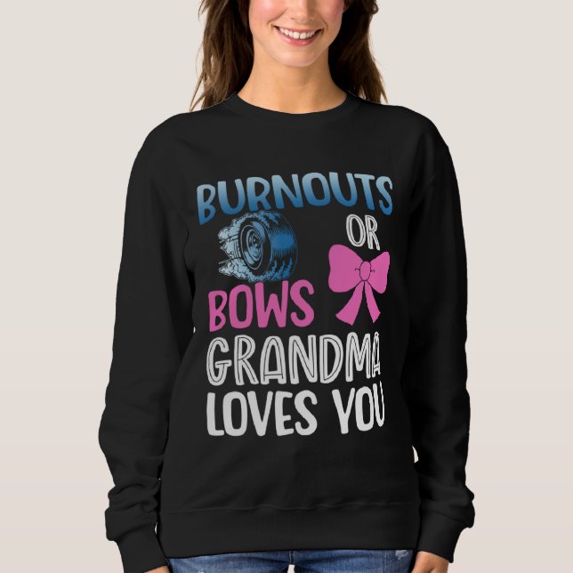 Camiseta Burnouts or bows grandma gender reveal baby announ (Frente)
