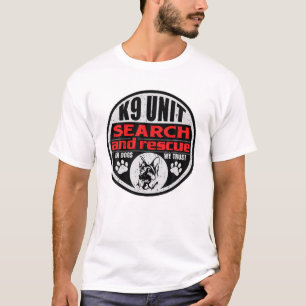 Camiseta Busca e salvamento de unidade em cães confiamos em