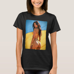 Camiseta Byck Print - Y Garota de Biquíni E Bandei