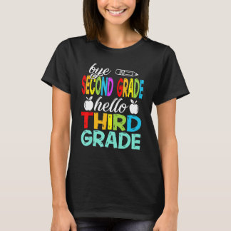 Camiseta Bye 2nd Grade Hello Third Grade Here I Come