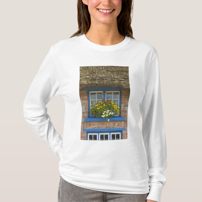 Camiseta Cabana com telhado de colmo, Adare, Condado de Lim (Frente)