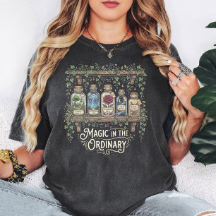 Camiseta Cabana Encantada de Poções Mágicas Bruxa