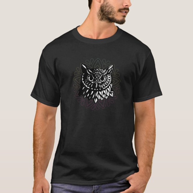 Camiseta Cabeça De Coruja Incrível Com Ornamento (Frente)