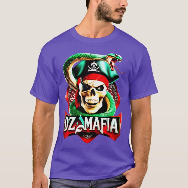 Camiseta Cabeça de morto com família de serpentes (Frente)