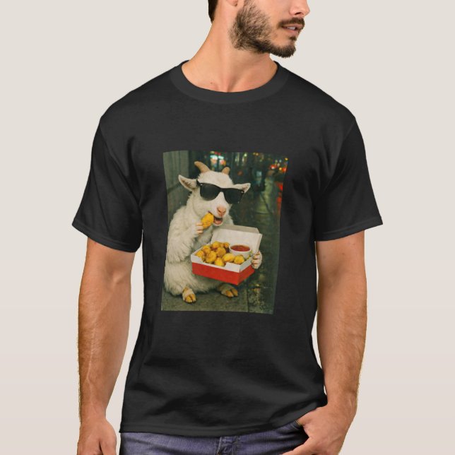Camiseta Cabra Comendo Meme de Nugget de Frango Retro Urban (Frente)