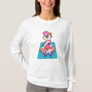 Camiseta Cabra em Yoga no tapete Yoga