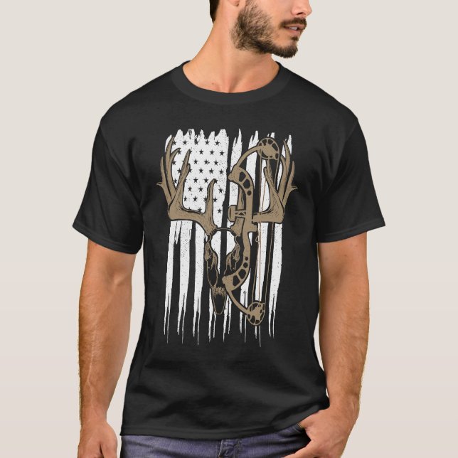 Camiseta Caça com Arco Veado Bandeira Americana Caça com Ar (Frente)
