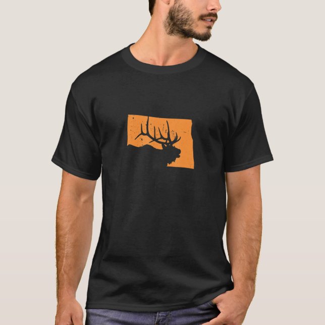 Camiseta Caça De Elk No Dacota Do Norte Adoramos Caçá-Los (Frente)