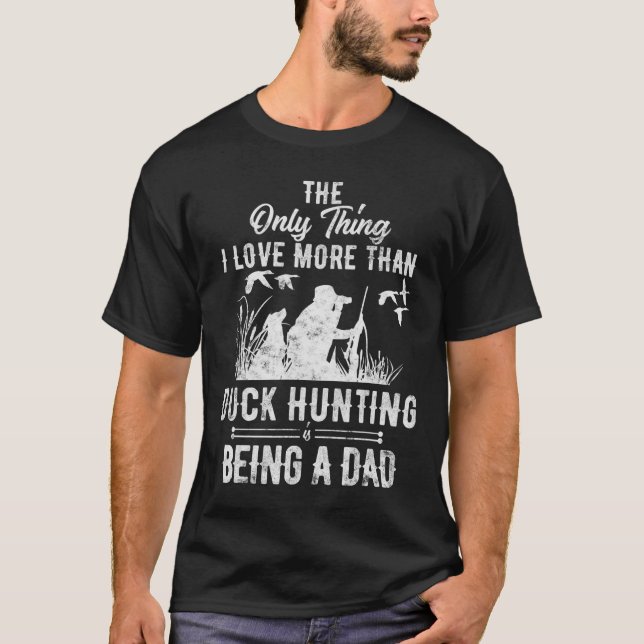 Camiseta Caça De Pato Engraçado Com Presente De Cachorro De (Frente)