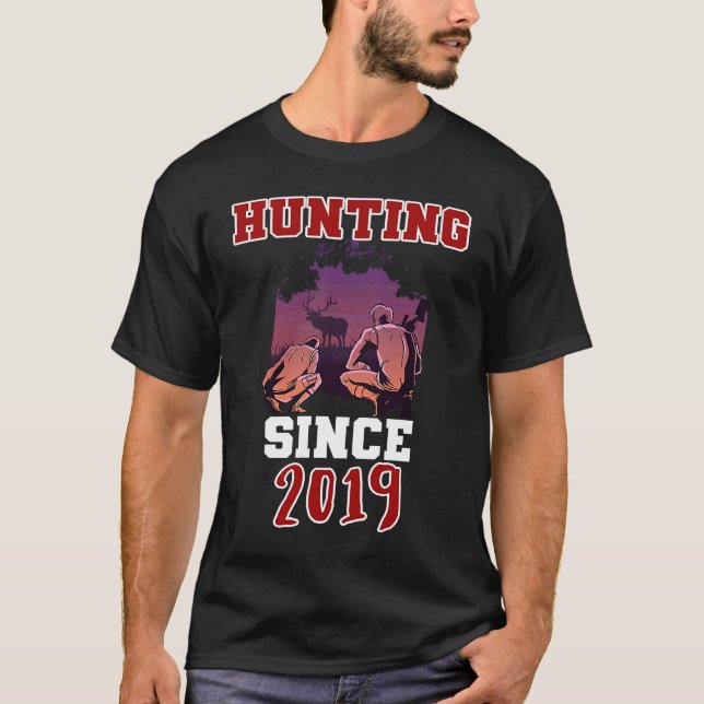 Camiseta Caça desde 2019 (Frente)