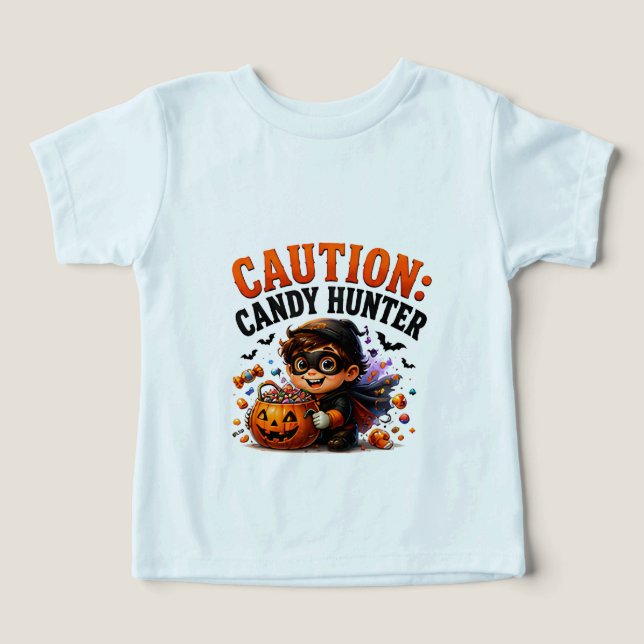 Camiseta 🎃 Caçador de Doces Piada de Halloween Engraçada � (Design frontal)