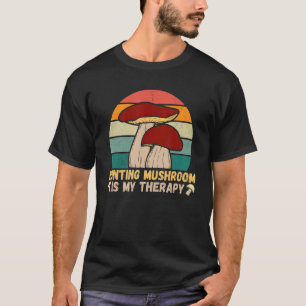 Camiseta Caçando Cogumelo É Minha Terapia Vintage Morel Hun