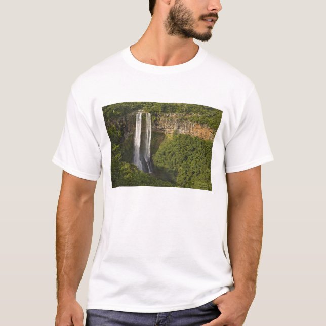 Camiseta Cachoeira de Chamarel-mais alta em Maurícias, mais (Frente)