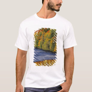 Camiseta Cachoeira Superior de Tahquamenon em UP Michigan e