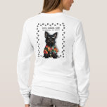 Camiseta Cachorro<br><div class="desc">Um belo e preto schnauzer espreita de um bolso falso na frente desta camiseta de manga longa e um design de cheio no verso está rodeado de impressões de pata brancas,  diversão para o seu negócio e funcionários.</div>