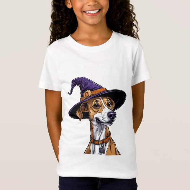 Camiseta Cachorro Alegre Usando um Chapéu de Bruxa (Frente)