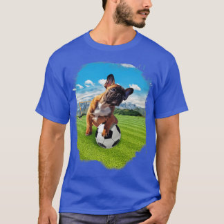 Camiseta Cachorro Buldogue Francês Jogando Futebol